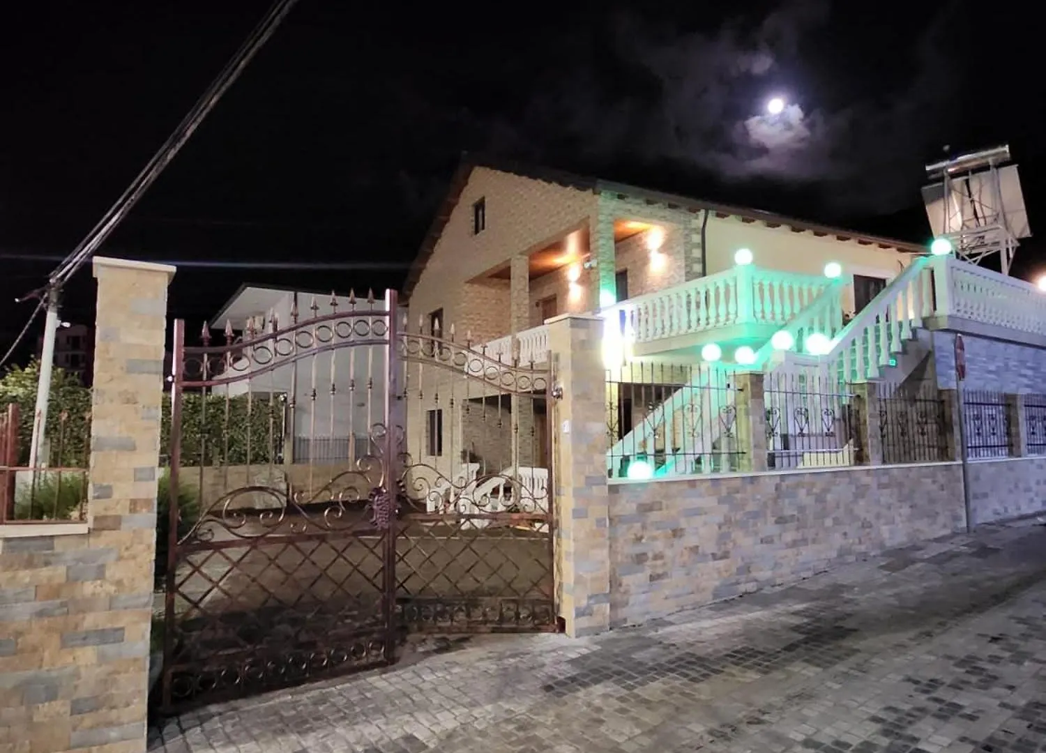 Hotel Casa Vacanze Shiroke Bed & Breakfast Shiroka